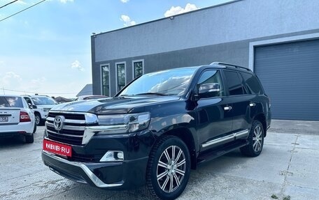 Toyota Land Cruiser 200, 2012 год, 3 600 000 рублей, 2 фотография