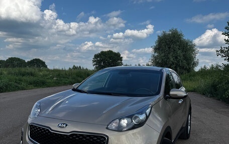 KIA Sportage IV рестайлинг, 2018 год, 2 050 000 рублей, 2 фотография