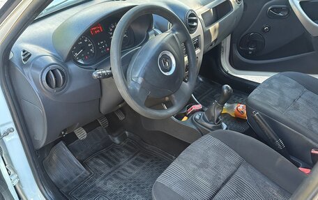 Renault Logan I, 2015 год, 400 000 рублей, 8 фотография