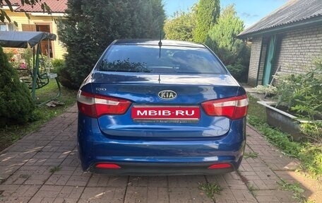 KIA Rio III рестайлинг, 2011 год, 600 000 рублей, 4 фотография
