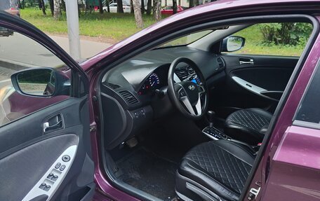 Hyundai Solaris II рестайлинг, 2012 год, 630 000 рублей, 3 фотография
