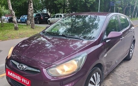Hyundai Solaris II рестайлинг, 2012 год, 630 000 рублей, 8 фотография