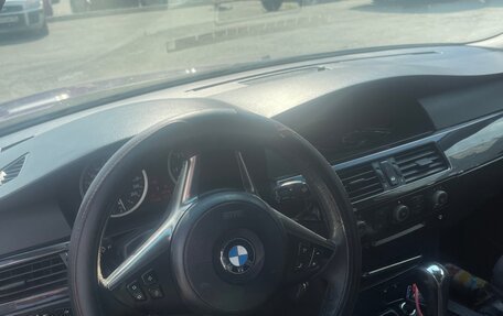 BMW 5 серия, 2004 год, 830 000 рублей, 8 фотография