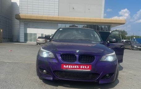 BMW 5 серия, 2004 год, 830 000 рублей, 14 фотография