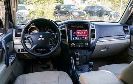 Mitsubishi Pajero IV, 2017 год, 2 849 000 рублей, 7 фотография