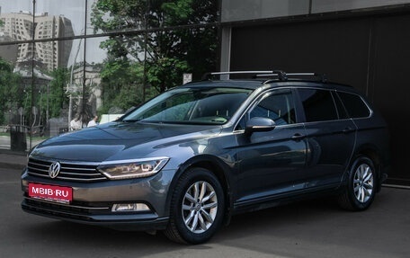 Volkswagen Passat B8 рестайлинг, 2016 год, 1 670 000 рублей, 1 фотография