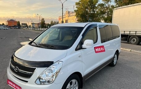 Hyundai Grand Starex Grand Starex I рестайлинг 2, 2014 год, 3 080 000 рублей, 1 фотография