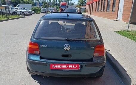 Volkswagen Golf IV, 2003 год, 550 000 рублей, 3 фотография