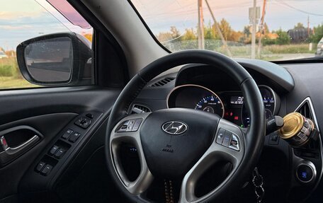 Hyundai ix35 I рестайлинг, 2012 год, 930 000 рублей, 9 фотография
