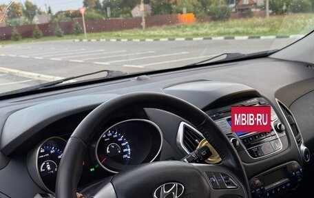 Hyundai ix35 I рестайлинг, 2012 год, 930 000 рублей, 11 фотография