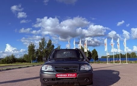 Chevrolet Niva I рестайлинг, 2014 год, 580 000 рублей, 5 фотография
