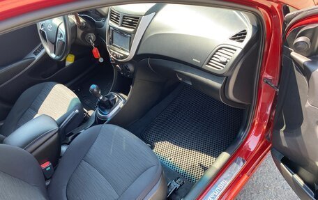 Hyundai Solaris II рестайлинг, 2014 год, 850 000 рублей, 10 фотография