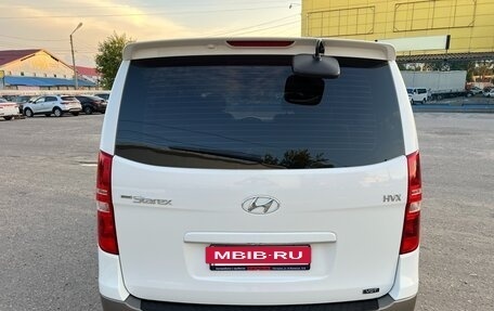 Hyundai Grand Starex Grand Starex I рестайлинг 2, 2014 год, 3 080 000 рублей, 6 фотография