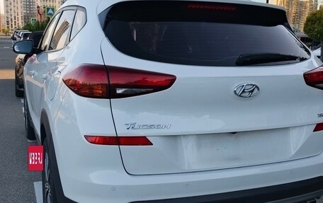 Hyundai Tucson III, 2018 год, 2 550 000 рублей, 14 фотография
