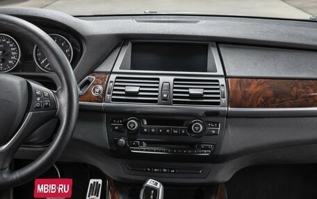 BMW X5, 2011 год, 2 070 000 рублей, 16 фотография