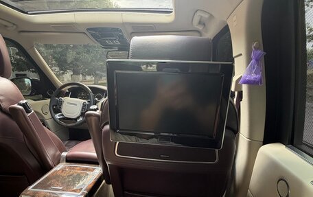 Land Rover Range Rover IV рестайлинг, 2014 год, 3 900 000 рублей, 12 фотография