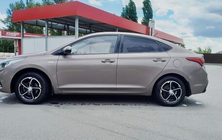 Hyundai Solaris II рестайлинг, 2018 год, 1 150 000 рублей, 3 фотография