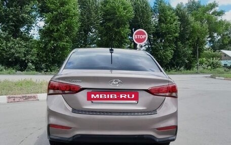 Hyundai Solaris II рестайлинг, 2018 год, 1 150 000 рублей, 4 фотография
