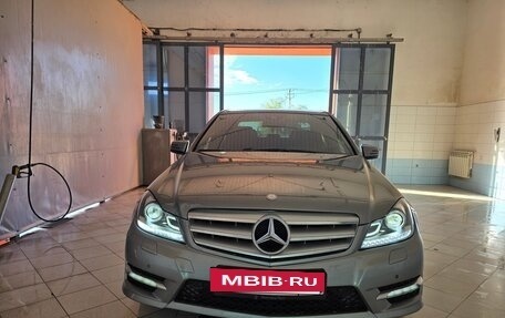 Mercedes-Benz C-Класс, 2012 год, 1 200 000 рублей, 6 фотография