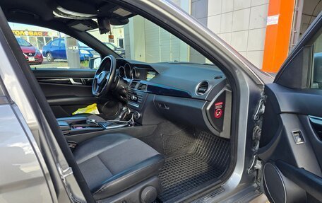 Mercedes-Benz C-Класс, 2012 год, 1 200 000 рублей, 14 фотография