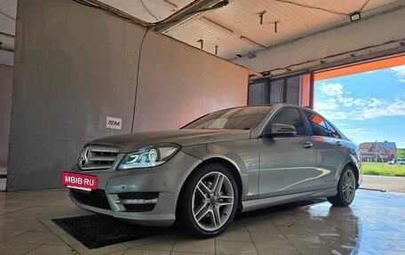 Mercedes-Benz C-Класс, 2012 год, 1 200 000 рублей, 7 фотография