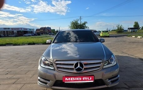 Mercedes-Benz C-Класс, 2012 год, 1 200 000 рублей, 9 фотография