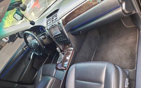 Toyota Camry, 2018 год, 2 250 000 рублей, 9 фотография