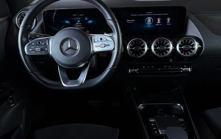 Mercedes-Benz GLA AMG, 2021 год, 4 800 000 рублей, 7 фотография