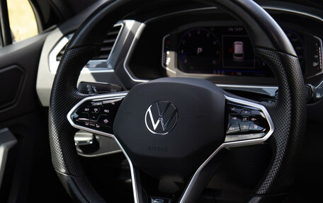 Volkswagen Tiguan II, 2021 год, 3 828 000 рублей, 14 фотография