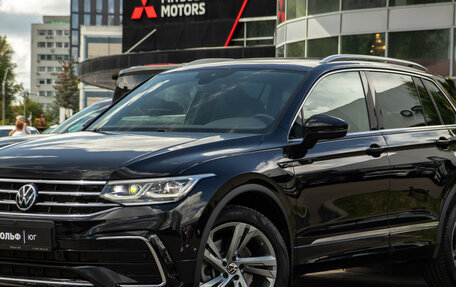 Volkswagen Tiguan II, 2021 год, 3 828 000 рублей, 22 фотография