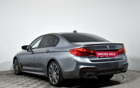 BMW 5 серия, 2019 год, 3 800 000 рублей, 8 фотография