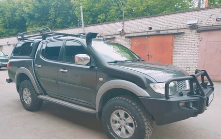Mitsubishi L200 IV рестайлинг, 2012 год, 2 650 000 рублей, 3 фотография