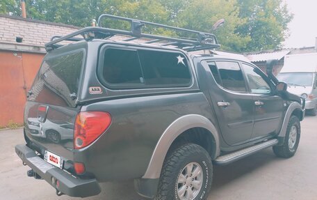 Mitsubishi L200 IV рестайлинг, 2012 год, 2 650 000 рублей, 4 фотография