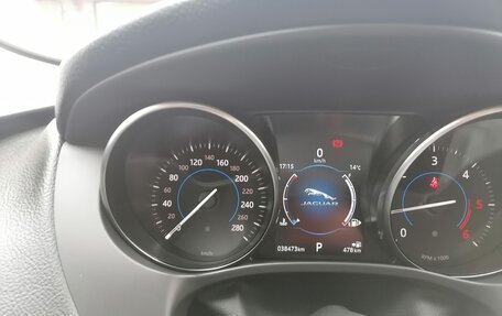 Jaguar F-Pace, 2018 год, 2 190 000 рублей, 9 фотография