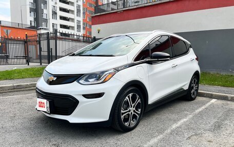 Chevrolet Bolt, 2017 год, 2 100 000 рублей, 2 фотография