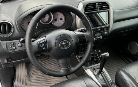 Toyota RAV4, 2005 год, 870 000 рублей, 15 фотография