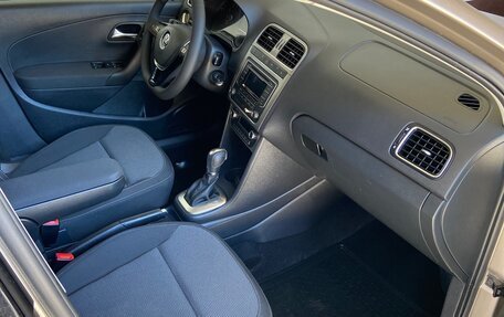 Volkswagen Polo VI (EU Market), 2017 год, 830 000 рублей, 3 фотография