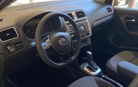Volkswagen Polo VI (EU Market), 2017 год, 830 000 рублей, 6 фотография