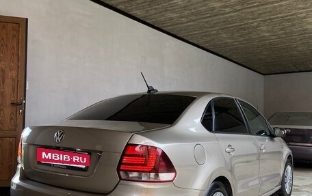 Volkswagen Polo VI (EU Market), 2017 год, 830 000 рублей, 2 фотография