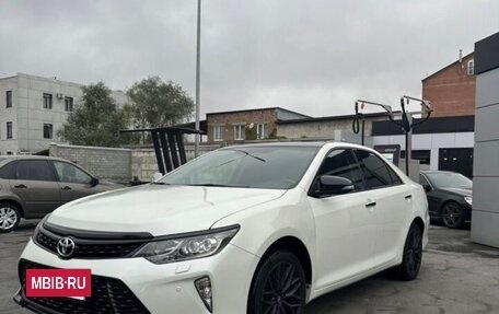 Toyota Camry, 2017 год, 2 050 000 рублей, 10 фотография