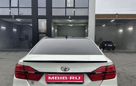 Toyota Camry, 2017 год, 2 050 000 рублей, 5 фотография