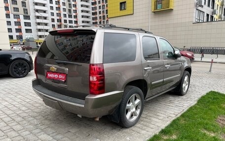 Chevrolet Tahoe III, 2012 год, 1 800 000 рублей, 1 фотография