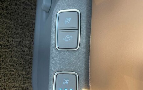 Hyundai Staria, 2025 год, 8 200 000 рублей, 9 фотография