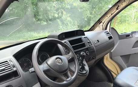 Volkswagen Transporter T5 рестайлинг, 2010 год, 790 000 рублей, 3 фотография