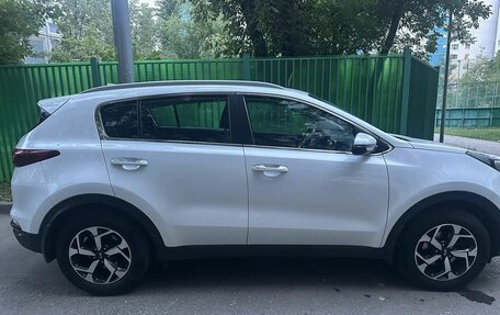 KIA Sportage IV рестайлинг, 2020 год, 2 500 000 рублей, 7 фотография