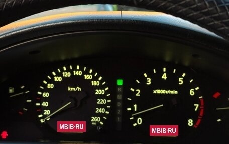 Nissan Maxima VIII, 2000 год, 370 000 рублей, 12 фотография