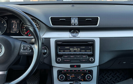 Volkswagen Passat B7, 2011 год, 858 000 рублей, 21 фотография