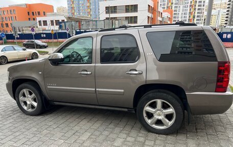 Chevrolet Tahoe III, 2012 год, 1 800 000 рублей, 2 фотография