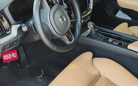 Volvo V60 II, 2019 год, 3 350 000 рублей, 8 фотография