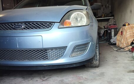 Ford Fiesta, 2006 год, 400 000 рублей, 2 фотография